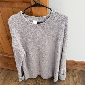 H&M Soft Gray Crew Neck Sweater